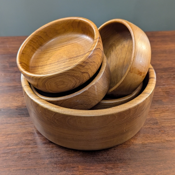 Source Unknown Other - Teakwood Bowl Set